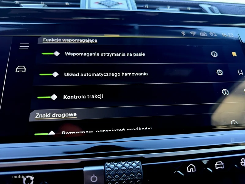 DS Automobiles DS 7 Crossback 32