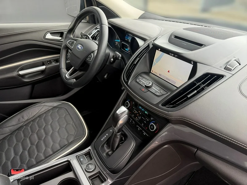 Ford Kuga II 24