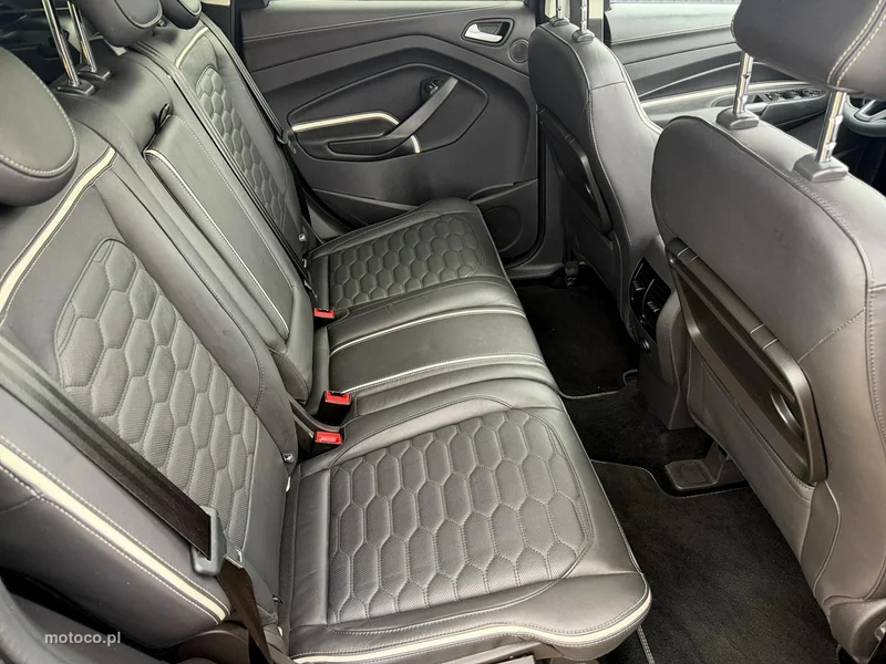 Ford Kuga II 28