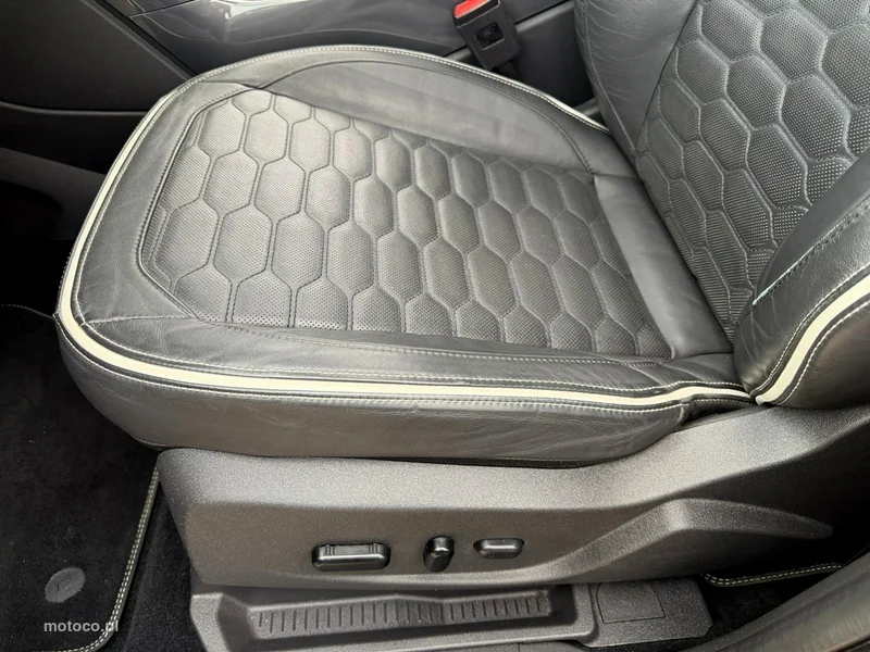 Ford Kuga II 30