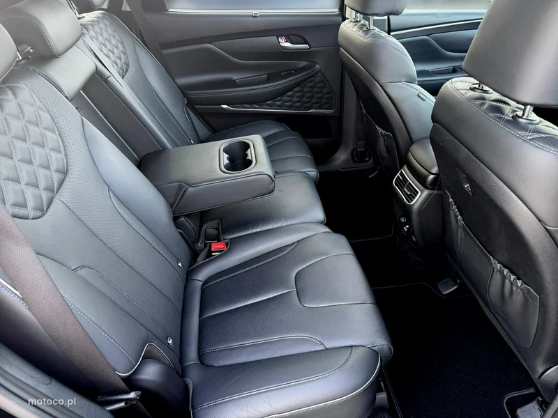 Hyundai SANTA FE 23