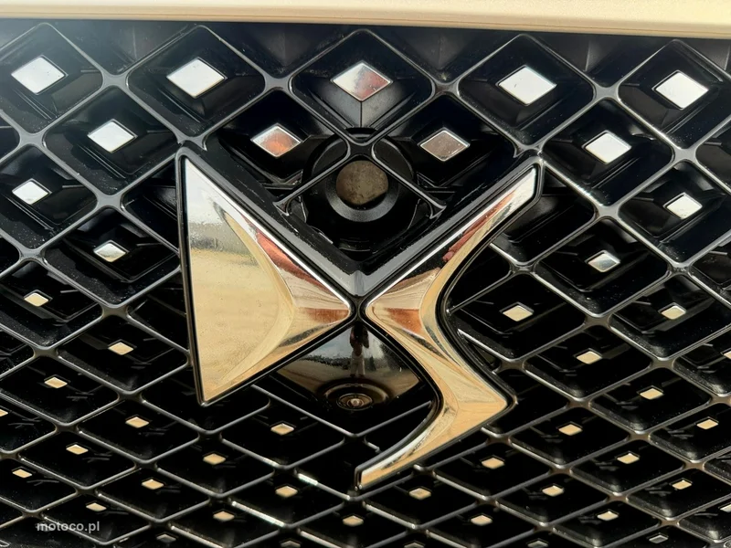 DS Automobiles DS 7 Crossback 11
