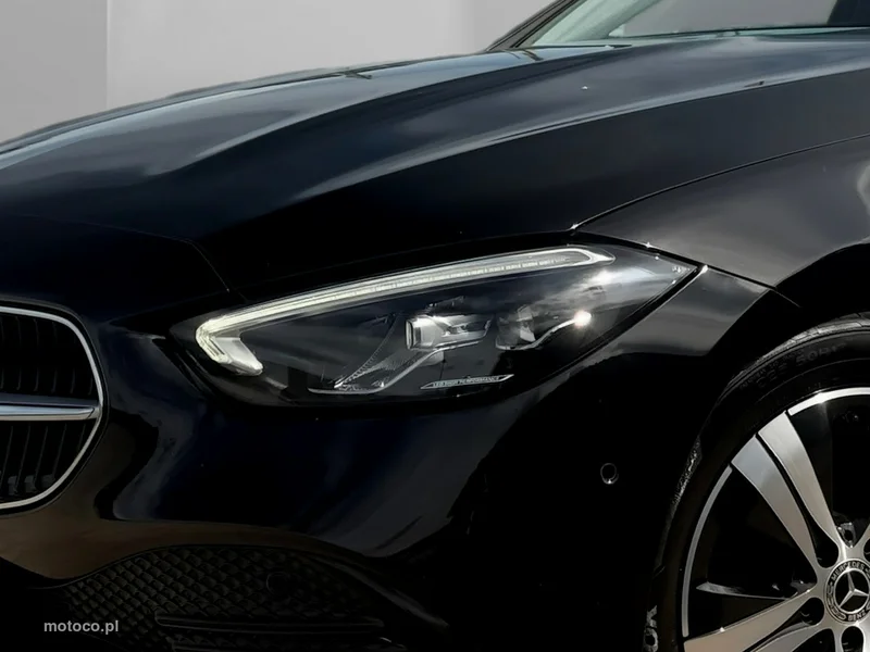 Mercedes-Benz Klasa C W206 C 220 9
