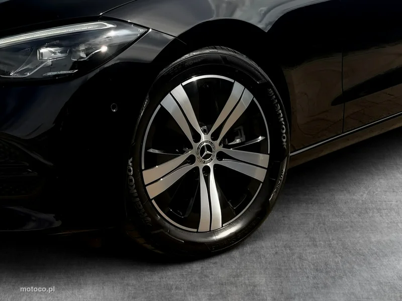 Mercedes-Benz Klasa C W206 C 220 10