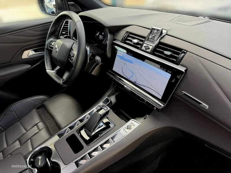 DS Automobiles DS 7 Crossback 24