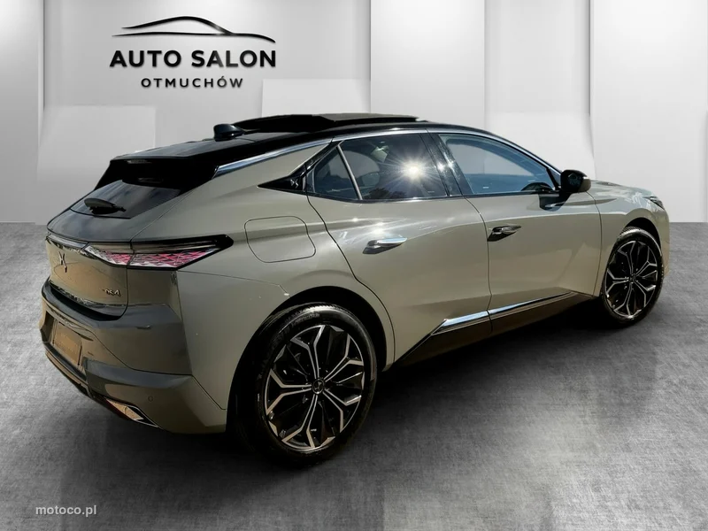 DS Automobiles DS 4 5
