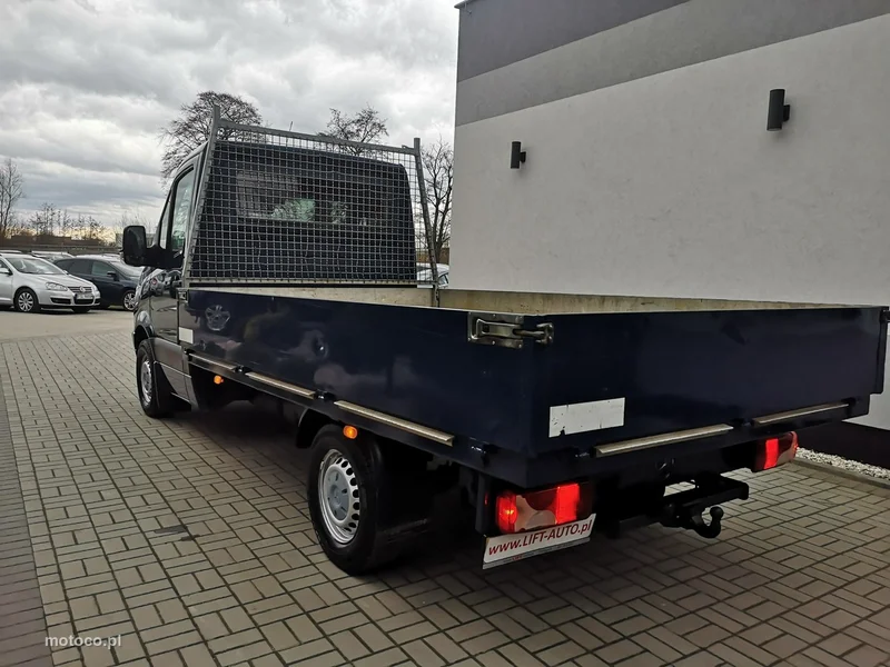 Mercedes-Benz Sprinter 12