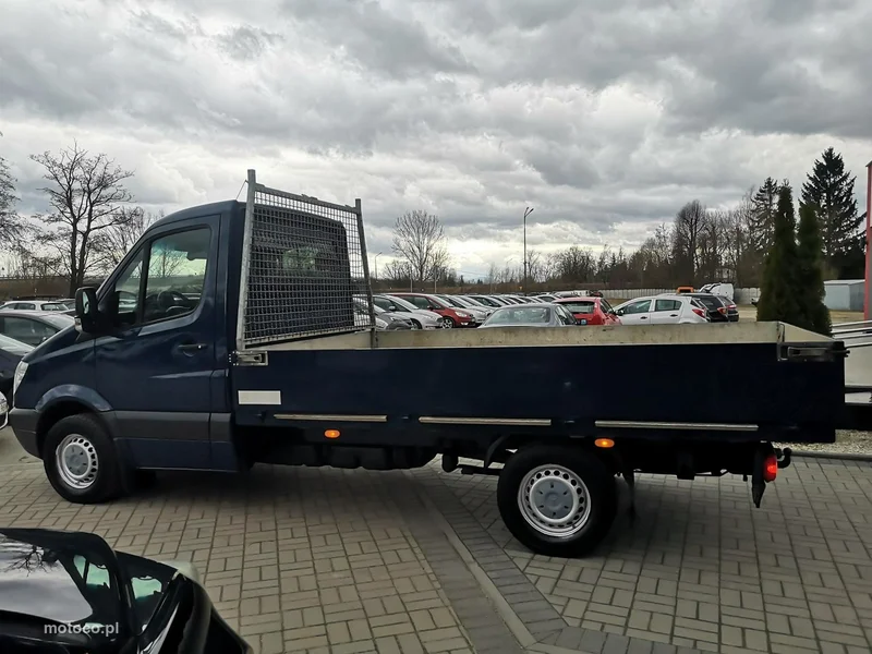 Mercedes-Benz Sprinter 13