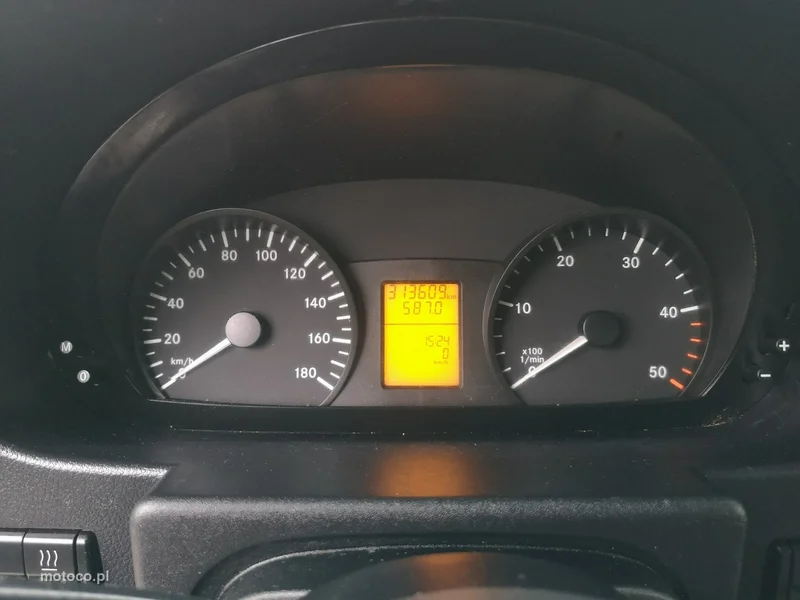 Mercedes-Benz Sprinter 17
