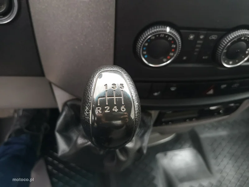 Mercedes-Benz Sprinter 18