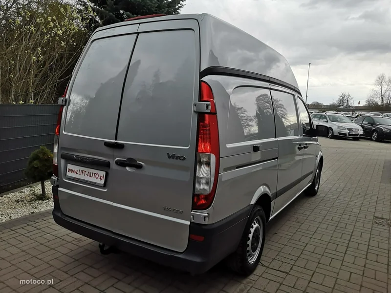Mercedes-Benz Vito 5