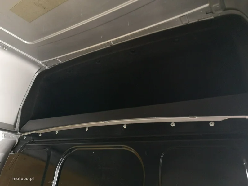 Mercedes-Benz Vito 7