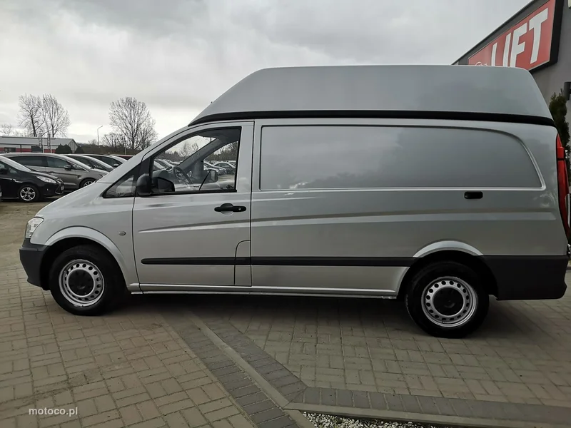 Mercedes-Benz Vito 13