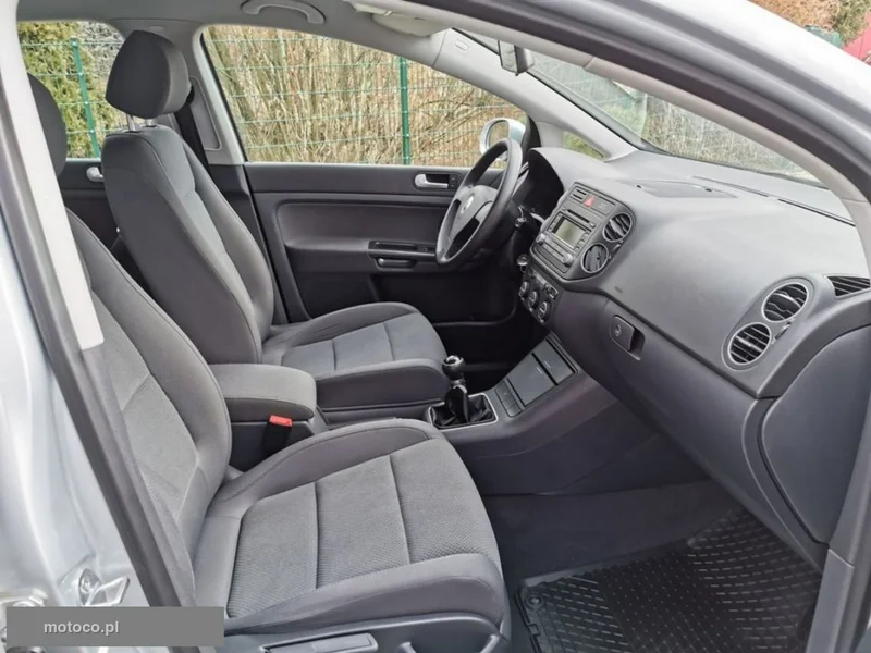 Volkswagen Golf Plus V 9