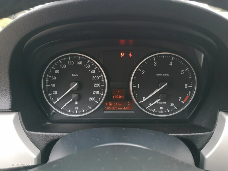 BMW Seria 3 E90 318 13