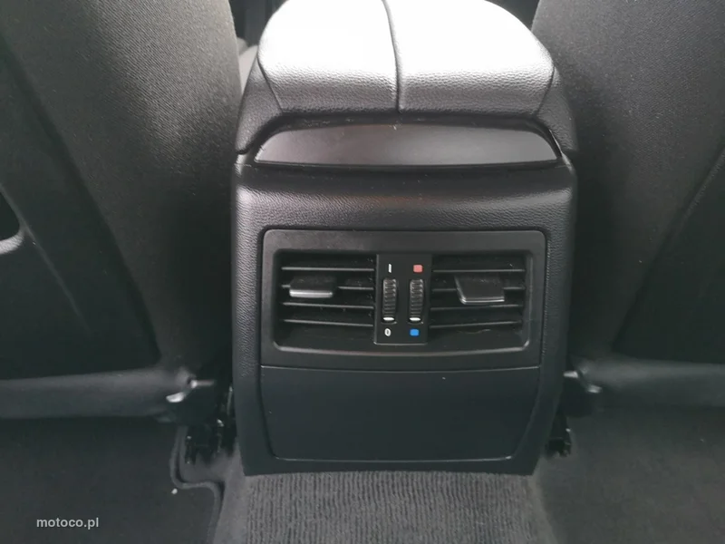 BMW Seria 3 E90 318 18