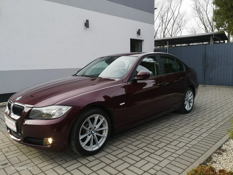 BMW Seria 3 E90 318 10