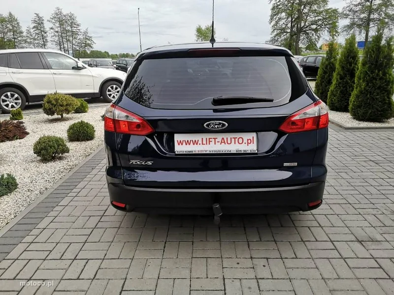 Ford Focus III 6