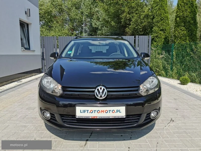 Volkswagen Golf VI 2