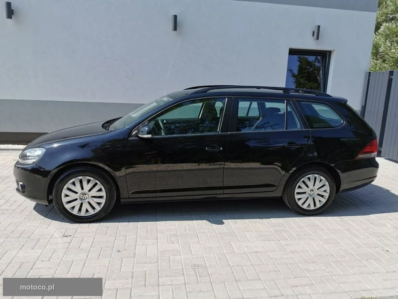 Volkswagen Golf VI 19