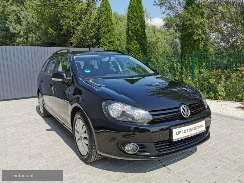 Volkswagen Golf VI 3