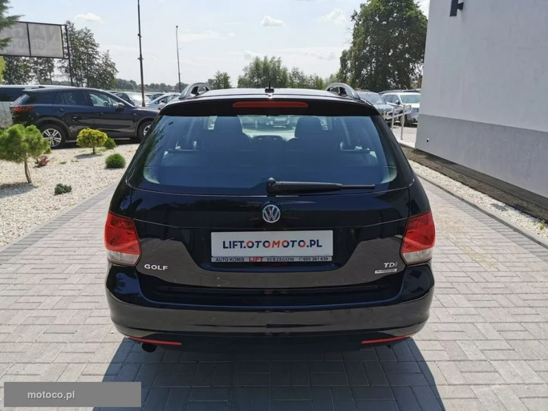 Volkswagen Golf VI 5