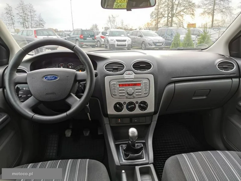 Ford Focus II 11