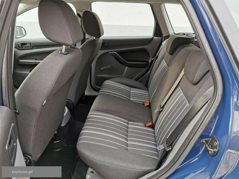 Ford Focus II 14