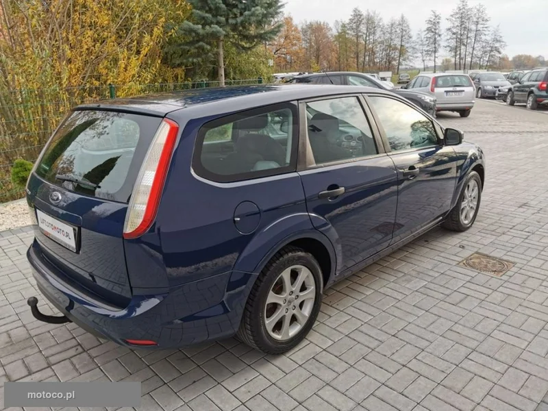 Ford Focus II 5