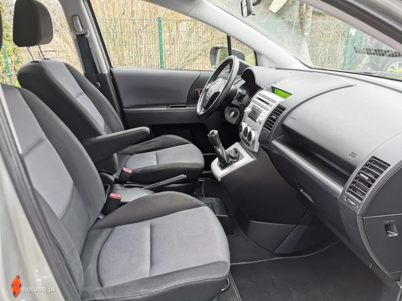 Mazda 5 13