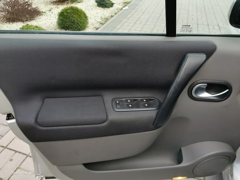 Renault Scenic II 20