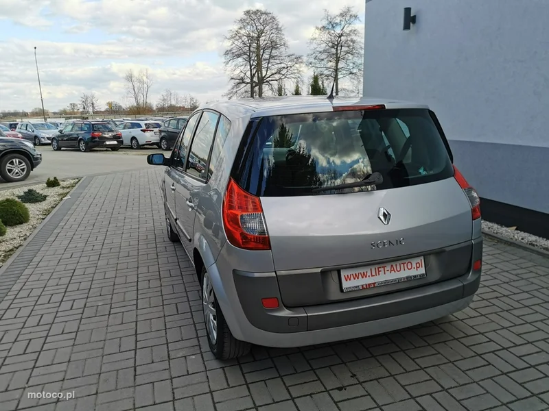 Renault Scenic II 9