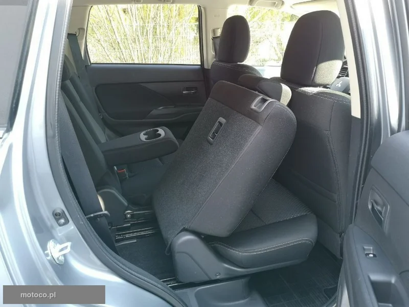 Mitsubishi Outlander 16