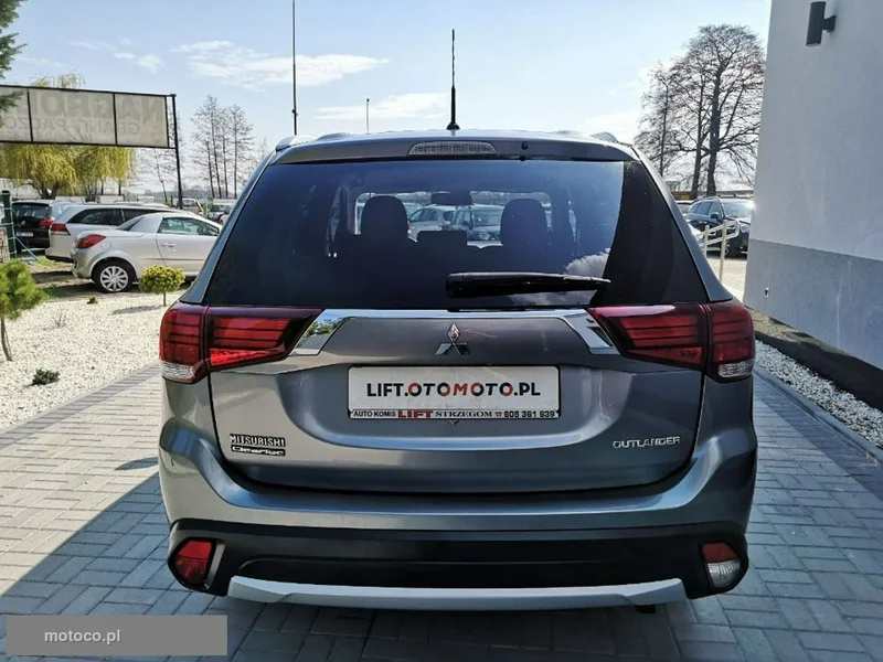 Mitsubishi Outlander 5