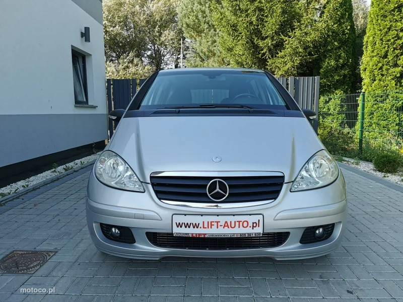 Mercedes-Benz Klasa A W169 A 180 2