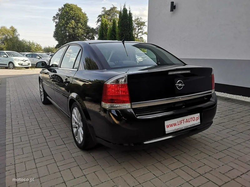 Opel Vectra C 8