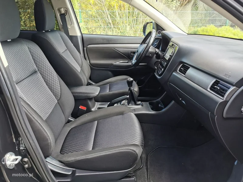 Mitsubishi Outlander 15