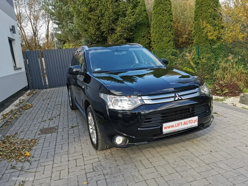 Mitsubishi Outlander 3