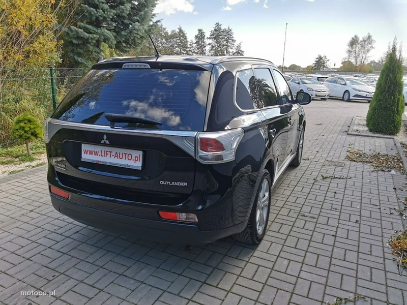 Mitsubishi Outlander 6