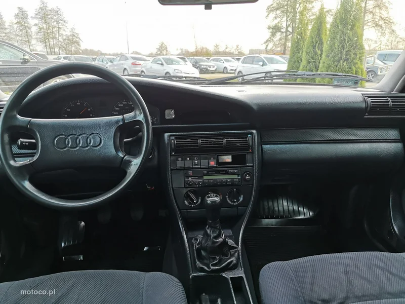 Audi 100 12