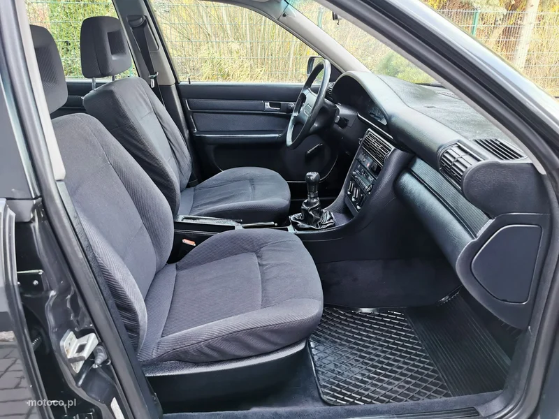 Audi 100 15