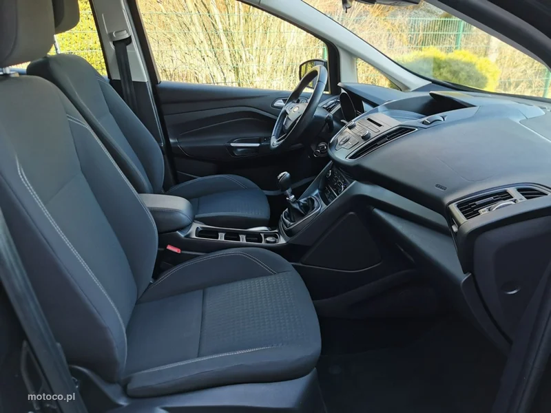 Ford C-Max II 14