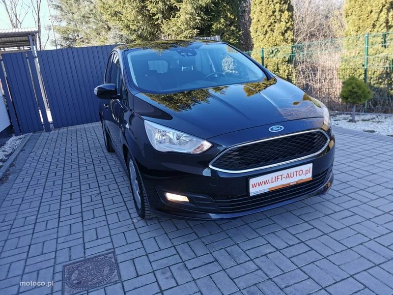 Ford C-Max II 3
