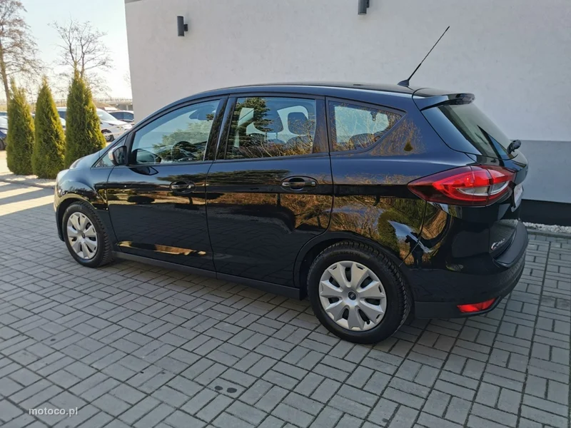 Ford C-Max II 9
