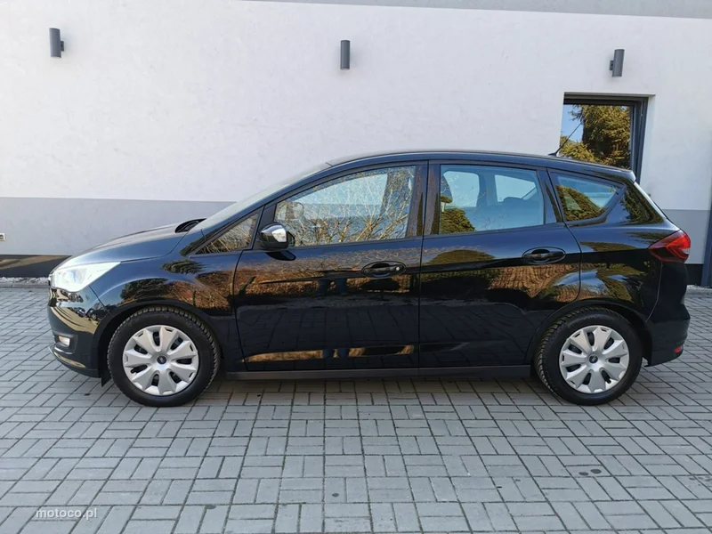 Ford C-Max II 10