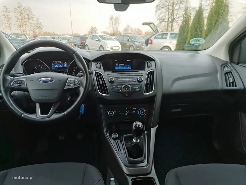Ford Focus III 12