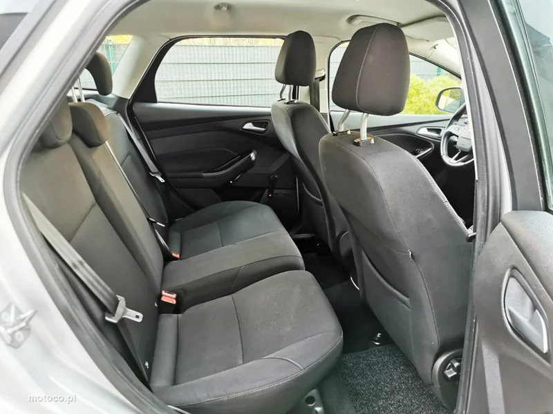 Ford Focus III 16