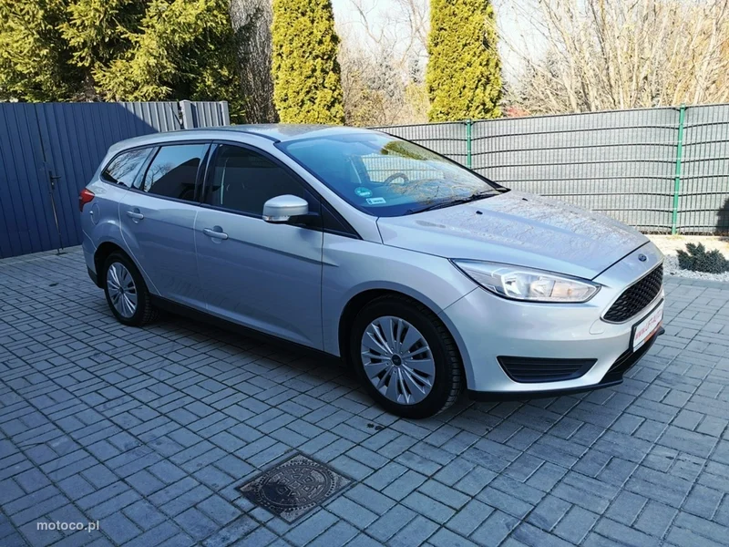 Ford Focus III 4