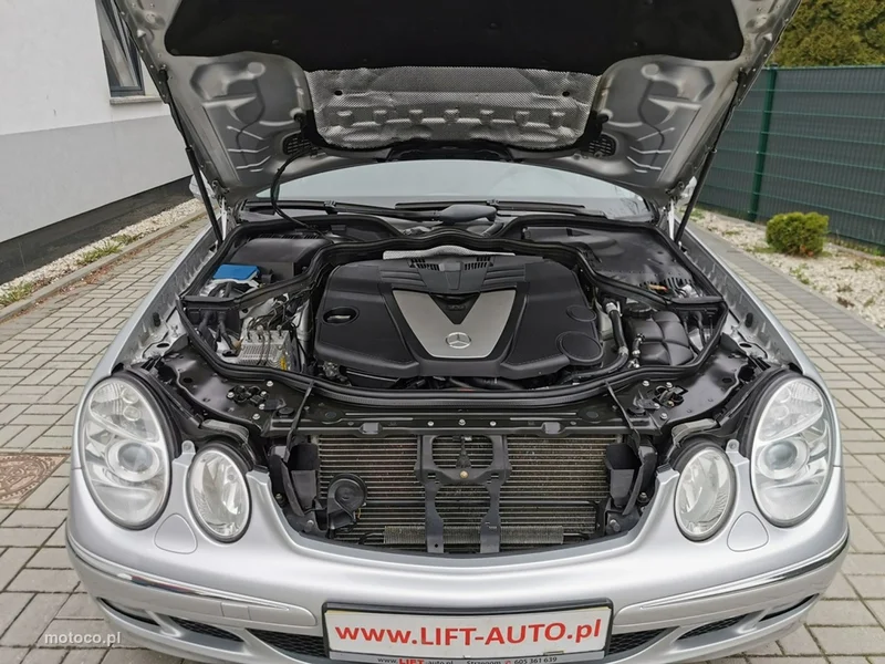 Mercedes-Benz Klasa E W211 E 280 21