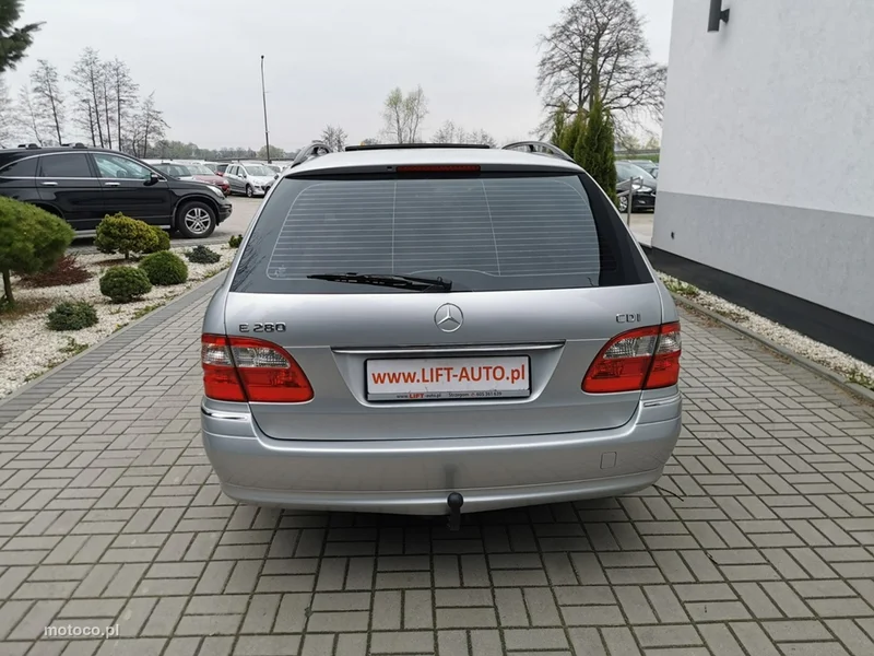 Mercedes-Benz Klasa E W211 E 280 8
